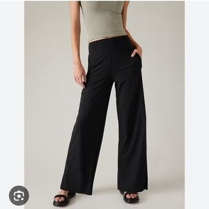 Athleta Cosmic Wide Leg Pants | High-Rise Wide Leg | Athletic Casual | S